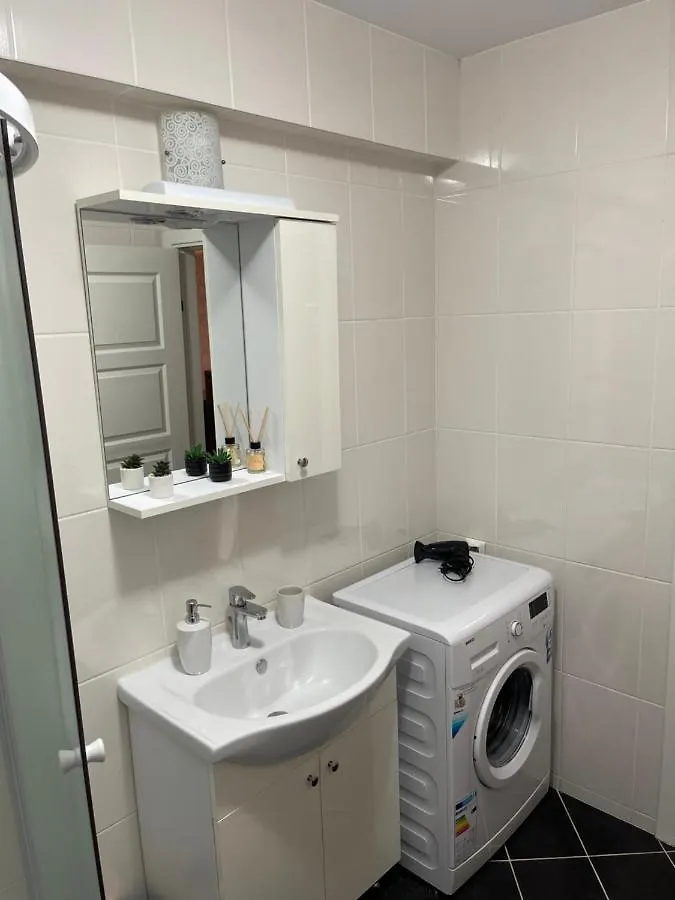 Welcome To Bucharest Airport Residences & Therme-Self Check-In Otopeni 0*,  Romania